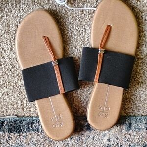 XOXO Black and Tan Sandals